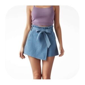NWT Blue Blush S paper bag skort